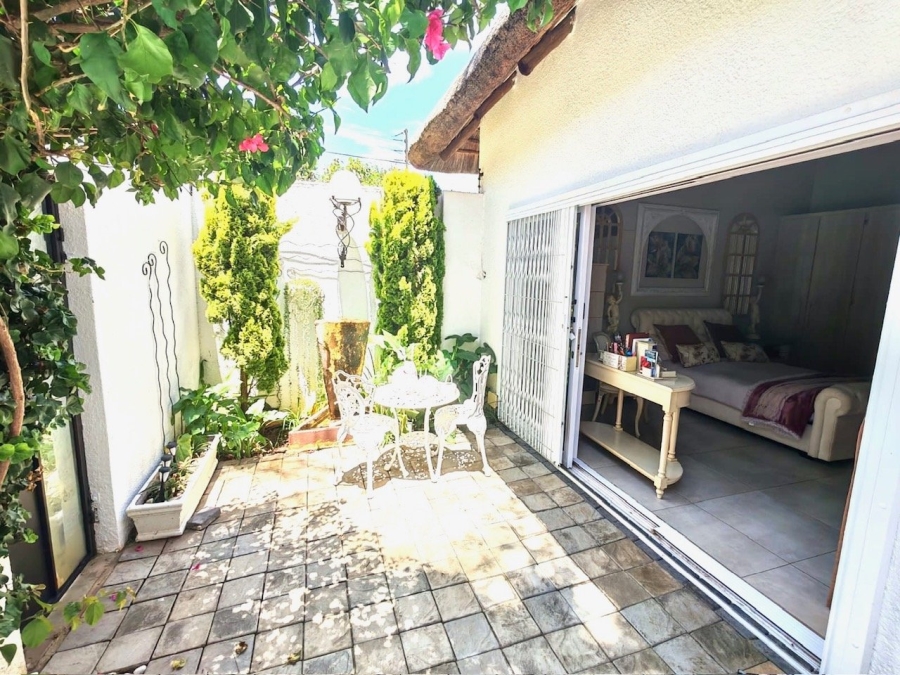 4 Bedroom Property for Sale in Wilkoppies North West